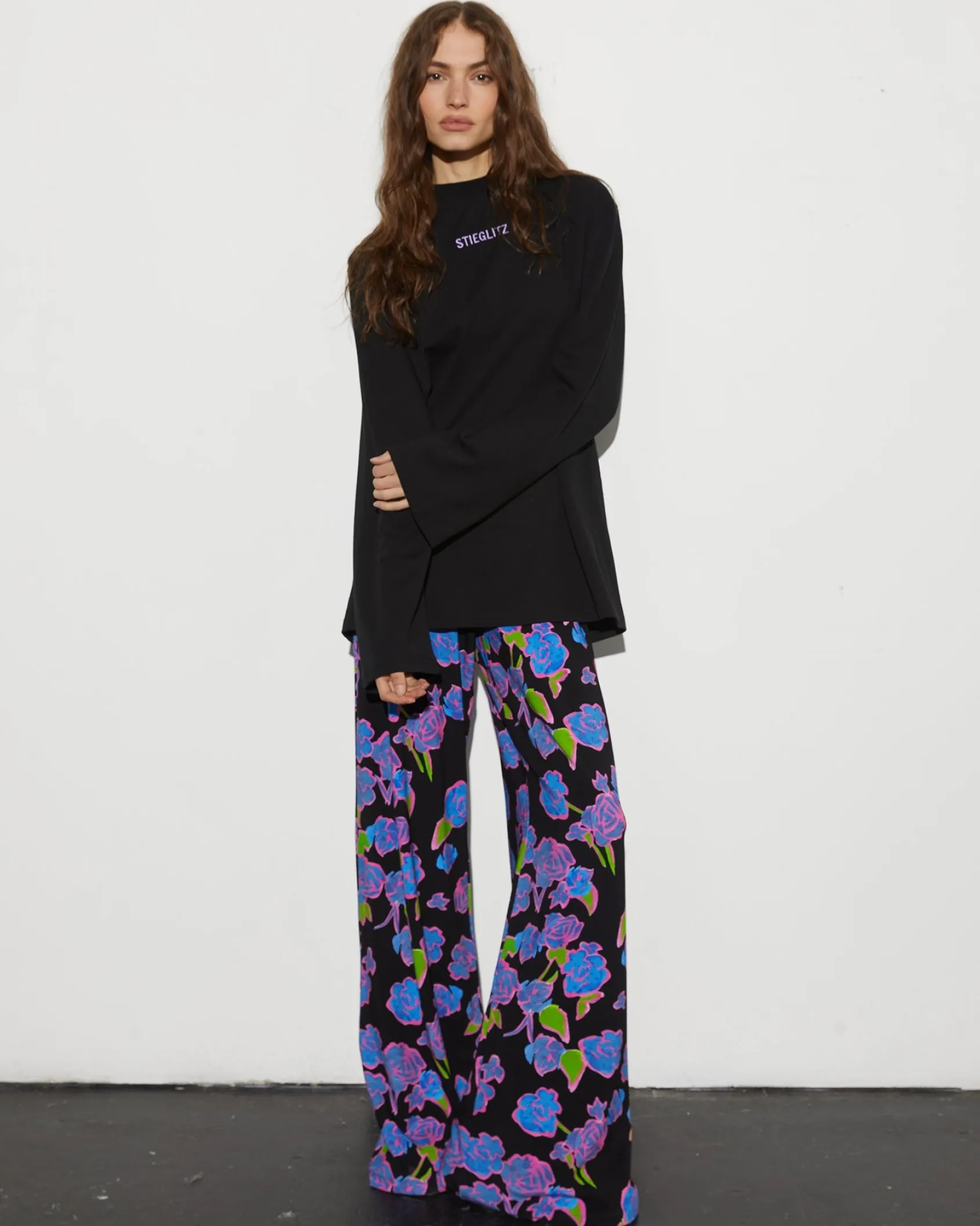Shop STIEGLITZ Leena Skate Longsleeve | Black